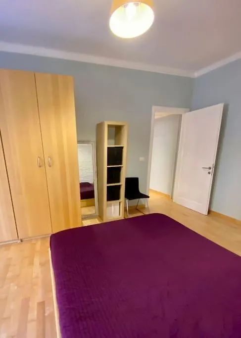 Lovely Apartment Near Metro A Re Di Roma Italy